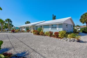 607 EMERALD LN, HOLMES BEACH, FL 34217 Sold 03/01/23