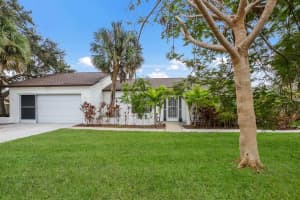 4332 Kingston Loop, Sarasota, FL 34238, Sold 12/14/22