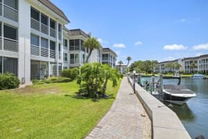 4400 EXETER DR #208, LONGBOAT KEY, FL 34228 Sold 03/03/23