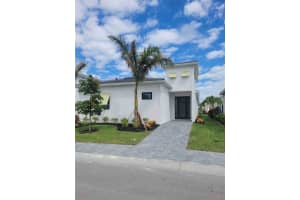 6307 PIGEON PLUM WAY, BRADENTON, FL 34210 Sold 03/31/23