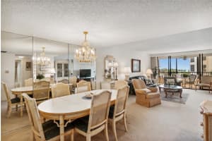5770 MIDNIGHT PASS RD #311C, SARASOTA, FL 34242 Sold 11/28/22
