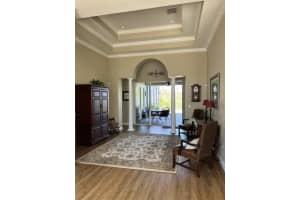 1057 Home Grove Dr, Winter Garden, FL 34787, Sold 12/16/22