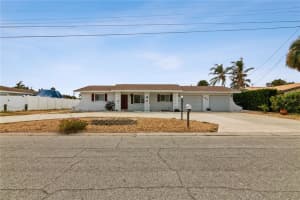 9212 KINGSTON RD, BRADENTON, FL 34210 Sold 12/09/22