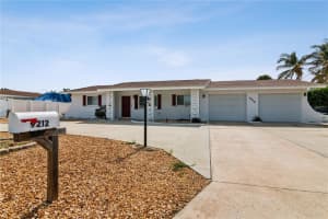 9212 KINGSTON RD, BRADENTON, FL 34210 Sold 12/09/22