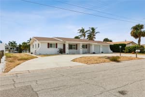 9212 KINGSTON RD, BRADENTON, FL 34210 Sold 12/09/22