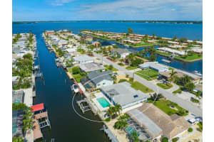 4012 Royal Palm Dr, Bradenton, FL 34210, Sold 02/28/23