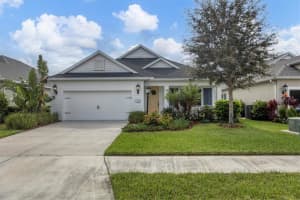 7633 RIDGELAKE CIR, BRADENTON, FL 34203 Sold 03/03/23