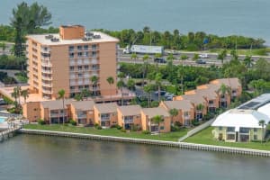 7400 SUNSHINE SKYWAY LANE, ST PETERSBURG, FL 33711 Sold 10/25/23
