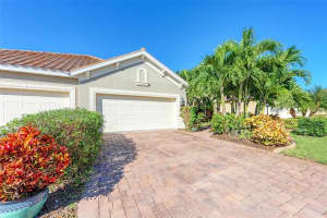 6914 Vista Bella Dr, Bradenton, FL 34209, Sold 01/23/23