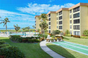 8776 MIDNIGHT PASS RD #204C, SARASOTA, FL 34242 Sold 04/17/23