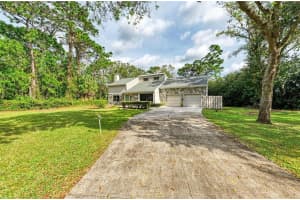 3911 Balsam Ct, Sarasota, FL 34243, Sold 12/19/22