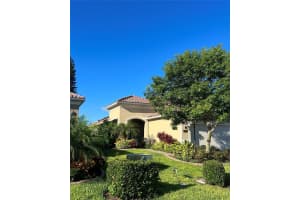 7009 COSTA BELLA DR, BRADENTON, FL 34209 Sold 02/06/23