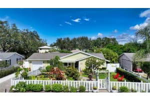 1907 MAGNOLIA ST, SARASOTA, FL 34239 Sold 11/30/22