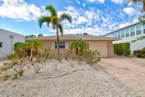 5520 AVENIDA DEL MARE, SARASOTA, FL 34242 Sold 12/30/22
