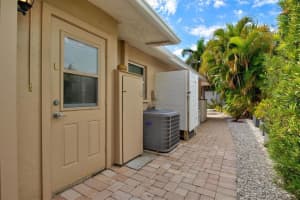 5520 AVENIDA DEL MARE, SARASOTA, FL 34242 Sold 12/30/22