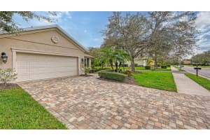 7435 Sea Island Ln, Bradenton, FL 34201, Sold 12/30/22