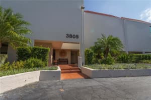 3805 E BAY DR #207, HOLMES BEACH, FL 34217 Sold 06/16/23