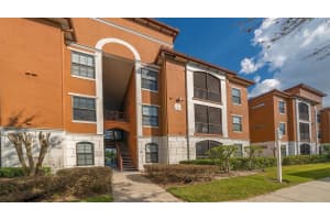 8367 38TH STREET CIR E #303, SARASOTA, FL 34243 - MLS#MFRA4551438