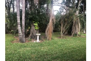 4176 Oakhurst Cir W, Sarasota, FL 34233, Sold 02/27/23