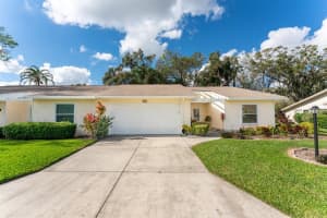4176 Oakhurst Cir W, Sarasota, FL 34233, Sold 02/27/23