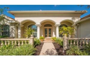 2818 Dick Wilson Dr, Sarasota, FL 34240, Sold 12/21/22
