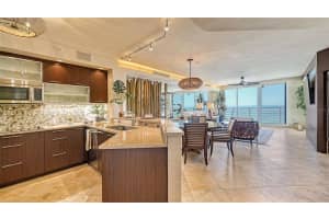 2105 Gulf of Mexico Dr, Longboat Key, FL 34228, Sold 01/08/23