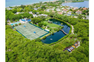 719 BAYPORT WAY #719, LONGBOAT KEY, FL 34228 Sold 01/20/23