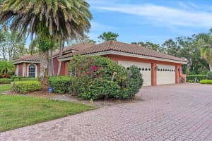 5293 ASHLEY PKWY, SARASOTA, FL 34241 Sold 04/28/23