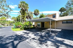 5022 VILLAGE GARDENS DR #139, SARASOTA, FL 34234 Sold 01/09/23