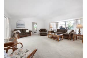 1110 BOGEY LN, LONGBOAT KEY, FL 34228 Sold 04/10/23