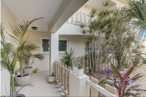 6300 FLOTILLA DR #103, HOLMES BEACH, FL 34217 Sold 12/16/22