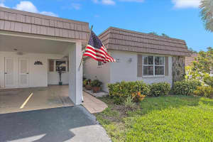 2449 RIVERBLUFF PKWY #V-210, SARASOTA, FL 34231 Sold 12/16/22