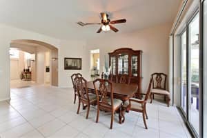 4201 61st Ave E, Bradenton, FL 34203, Sold 05/05/23