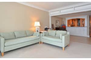1135 GULF OF MEXICO DR #304, LONGBOAT KEY, FL 34228 Sold 01/11/23
