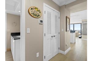 5400 OCEAN BLVD #14-1, SARASOTA, FL 34242 Sold 04/04/23