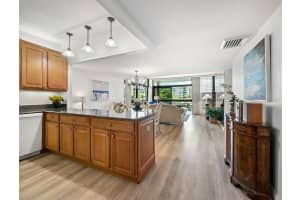 1095 Gulf of Mexico Dr, Longboat Key, FL 34228, Sold 12/16/22