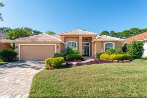 8912 HUNTINGTON POINTE DRIVE, SARASOTA, FL 34238 Sold 03/26/24