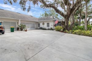 1385 RED OAK LN, PORT CHARLOTTE, FL 33948 Sold 03/06/23