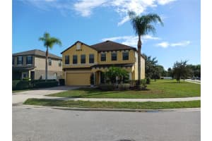 2421 VINEYARD CIR, SANFORD, FL 32771 Sold 03/29/23