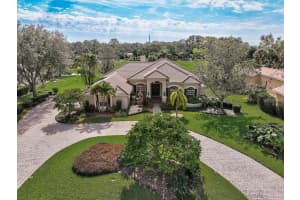 438 E MACEWEN DR, OSPREY, FL 34229 Sold 01/26/23