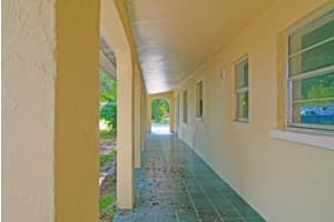 430 E Cornelius Cir, Sarasota, FL 34232, Sold 02/10/23