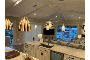 629 Dundee Ln, Holmes Beach, FL 34217, Sold 01/20/23