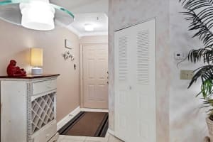 4036 CROCKERS LAKE BLVD #28, SARASOTA, FL 34238 Sold 01/23/23