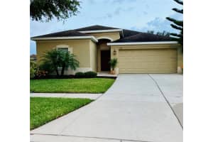 913 PARKER DEN DR, RUSKIN, FL 33570 Sold 03/24/23