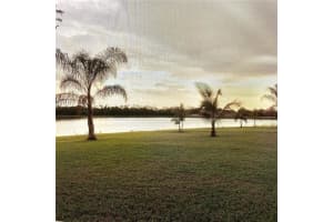 913 PARKER DEN DR, RUSKIN, FL 33570 Sold 03/24/23
