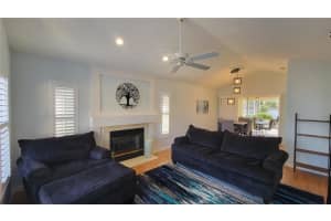 3601 71st Terrace E, Sarasota, FL 34243, Sold 12/09/22