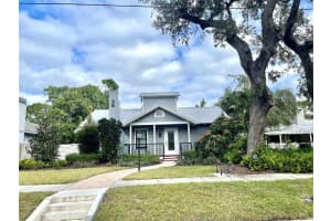 1731 Seminole Dr, Sarasota, FL 34239, Sold 01/18/23