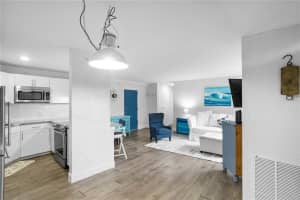 3315 58TH AVE S #110, ST PETERSBURG, FL 33712 Sold 11/17/23