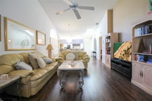 502 SANDERLING CIR, BRADENTON, FL 34209 - MLS#MFRA4552588