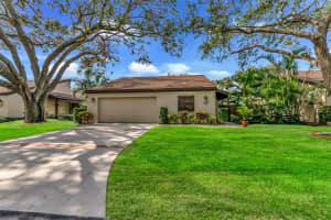 3947 Glen Oaks Manor Dr, Sarasota, FL 34232, Sold 01/30/23